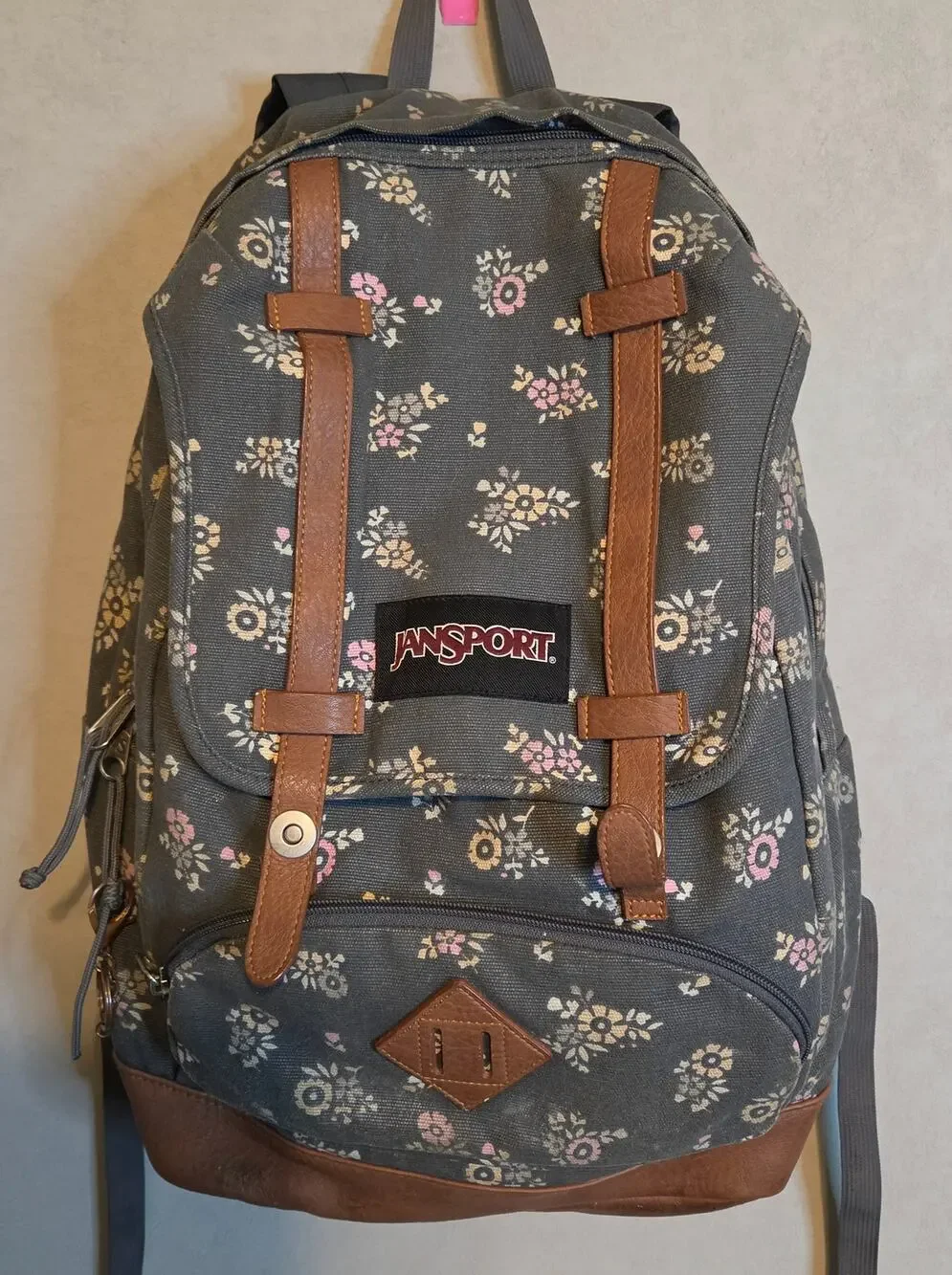 JanSport Baughman Laptop Backpack gray Tiny Bloom Floral Print faux leather